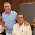 ZEZINHO SESSENTOU COM FESTA RODEADO DE AMIGOS