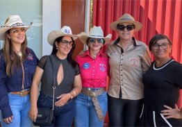 DOMINGO DE CAVALGADA EM CARMOLÂNDIA