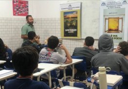 SARAU DE CHARME NO EINSTEIN: ANDRÉ GOVEIA ENCANTA PALMAS