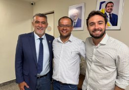 XXIV EXPOATINS NO BICO DO PAPAGAIO MOVIMENTA ECONOMIA LOCAL E GANHA NOVA DATA EM MAIO