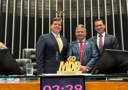 ALEXANDRE GUIMARÃES LEVA PREFEITOS DO TOCANTINS PARA CELEBRAR 60 ANOS DO MDB EM BRASÍLIA