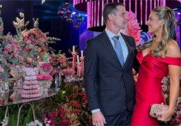 NO DEBUT DE MADU MACHADO