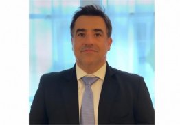 CONHEÇA. DR. GIOVANNI AUGUSTUS, O CIRURGIÃO QUE UNE ESTÉTICA E HUMANIDADE NOS BASTIDORES DA MEDICINA PALMENSE.