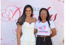 PRIMEIRA-DAMA DO TOCANTINS CELEBRA SUCESSO DO CAMAROTE SOLIDÁRIO COM PULSEIRAS ESGOTADAS E GRANDE MOBILIZAÇÃO