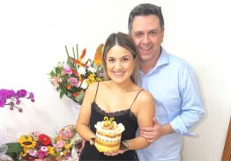 VIVA A CÂNDIDA! 35 ANOS TRANSBORDANDO GRATIDÃO