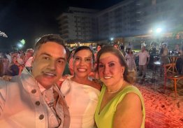 SALVINA MOCÓ E JUCIANO BEZERRA ESBANJAM SOFISTICAÇÃO NO "SIM" DE MARÍLIA E DANTE