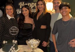 MARIA FERNANDA HALUM CELEBRA 16 ANOS EM PALMAS