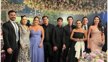 FAMÍLIA QUINTA NO DEBUT PODEROSO DE MARIA SOFIA VAZ