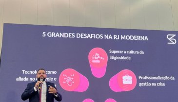 ADVOGADO TOCANTINENSE PALESTRA NA  EXPODIREITO
