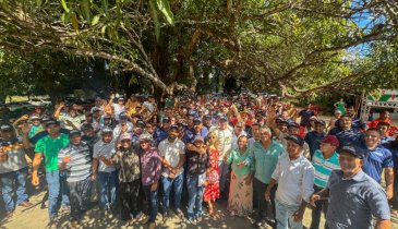 LÍDERES SÃO HOMENAGEADOS NA ESTREIA DA CARAVANA MDB PRESENTE 