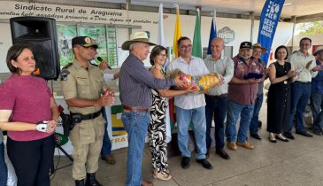 EXPOARA SOLIDÁRIA: SRA E SESC/TO MESA BRASIL ENTREGAM ALIMENTOS PARA INSTITUIÇÕES SOCIASSINTENCIAIS