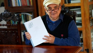 VICENTINI GOMEZ PREMIADO EM SAN FRANCISCO COM DOUTOR HIPÓTESES 2 - A DEVASSA  