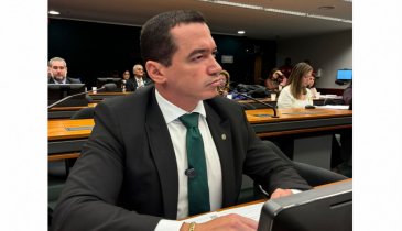 TARIFAÇO: PRECISAMOS DEFENDER A SOBERANIA DESTE PAÍS E GARANTIR A ECONOMIA DOS BRASILEIROS. DESTACA ALEXANDRE GUIMARÃES