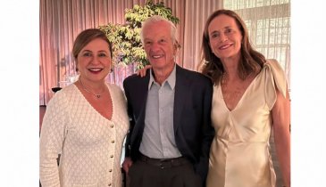 KÁTIA ABREU NO ANIVERSÁRIO DO BILIONÁRIO JORGE LEMANN
