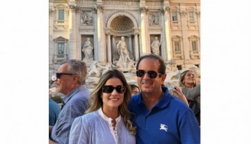 LETÍCIA E ROBERTO PIRES FIZERAM A TRAVESSIA DA PORTA SANTA 