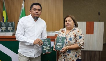 NOITE DE POESIA E MÚSICA: PALMAS RECEBE O LANÇAMETO DA ANTOLOGIA POÉTICA DO BICO DO PAPAGAIO