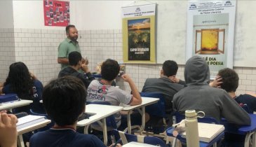 SARAU DE CHARME NO EINSTEIN: ANDRÉ GOVEIA ENCANTA PALMAS