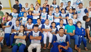 DIA DE TROCA DE FAIXA NO PROJETO SEMENTINHA DO AMOR