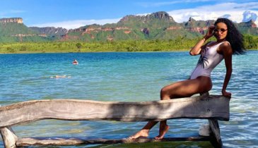 ISAMARA ALVES RECUPERANDO AS ENERGIAS EM MEIO ÀS PAISAGENS EXUBERANTES DAS SERRAS GERAIS 