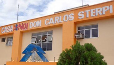 EM ARAGUAÍNA, VOLUNTÁRIOS PROMOVEM EVENTO BENEFICENTE EM PROL DA CASA TRA NOI, NO SALÃO DE FESTAS DA FACULDADE CATÓLICA DOM ORIONE 