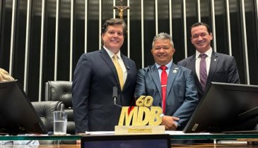 ALEXANDRE GUIMARÃES LEVA PREFEITOS DO TOCANTINS PARA CELEBRAR 60 ANOS DO MDB EM BRASÍLIA
