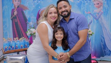 "B'DAY" CONGELANTE. MARIA CLARA CELEBRA 7 ANOS EM ARAGUAÍNA