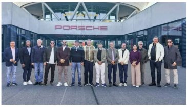 COMITIVA DA FIETO VISITA FÁBRICA DA PORSCHE DURANTE A HANNOVER MESSE