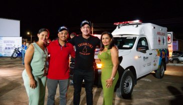 ALEXANDRE GUIMARAES ENTREGA NOVA AMBULÂNCIA PARA CARIRI DO TOCANTINS
