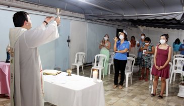 MISSA EM AÇÃO DE GRAÇAS MARCA O ANIVERSÁRIO DA CASA MÃE DA DIVINA PROVIDÊNCIA