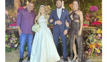 CASANDO LAURA GUIMARÃES E RODOLFO OLINTO