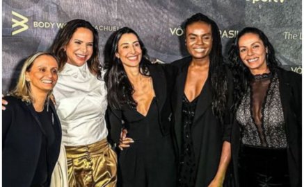 Fabi Alvin, Virna Dias, Sheilla Castro, Fabi Claudino e Paula Pequeno.