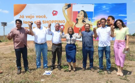 Sócios vistam terreno do futuro Lago Center Shopping