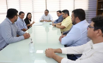 Governador Wanderlei Barbosa, Alexandre Guimarães e correligionários no Palácio Araguaia