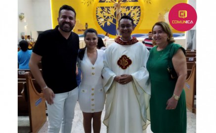 Fernando Mocó, Maraisa, padre Islei Gontijo e Salvina Mocó  