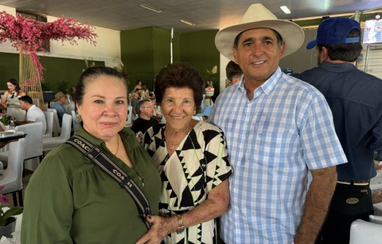 Sonilda, D.Zica Vinhal e Flávio Vicente Foto: Cícera Maria  