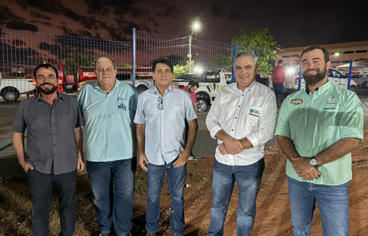 Presidente da Jucetins, Issam Saado, pecuarista, Júnior Marzola, diretor SRA, Flávio Vicente, presidente da Faet, Paulo Carneiro e o vice-presidente SRA Paulo Sergio Araujo Foto: Cícera Maria  