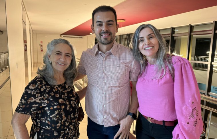 Maria Neves, Denilson Almeida e Marta Rezende Foto: CCMNC