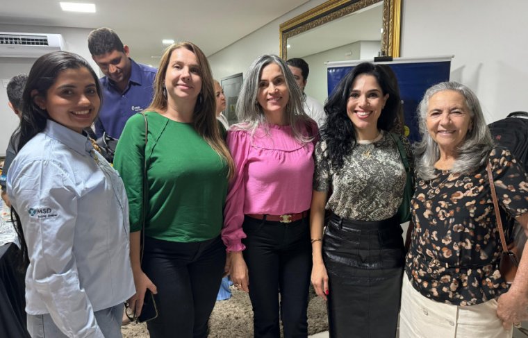 Nagylla Melo, Renata Lacerda, Marta Rezende, Ana Carolina Siqueira, Maria José Neves Foto: CCMNC