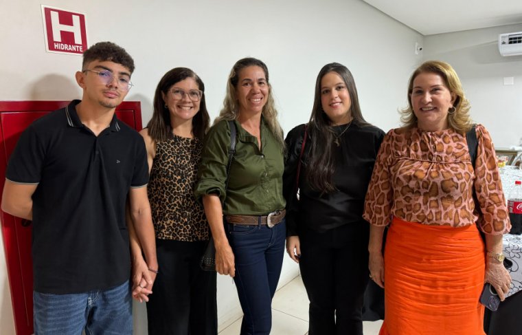 Átila Gabriel, Marta Regina, Adriana, Sophia Barreto e Salvina Mocó  Foto: CCMNC