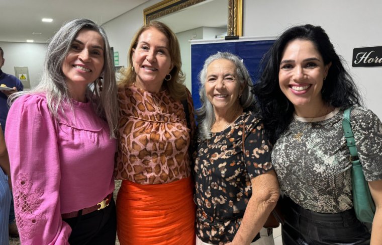 Marta Rezende, Salvina Mocó, Maria José Neves e Ana Carolina Foto: CCMNC