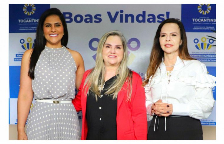 Karynne Sotero, secretária do Trabalho e Assistência Social, Cleizenir Divina e a senadora Dorinha Seabra Foto: Loise Maria/Governo do Tocantins