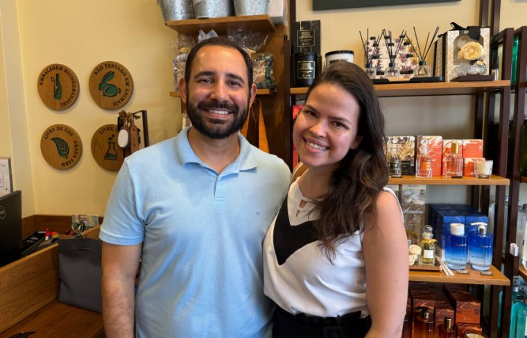 Rafael Andrade e sua Júlia Queiroz  Foto: Cícera Maria