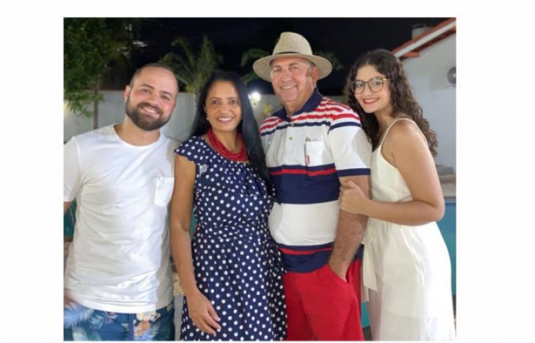 Delma, Lindoberto, Vinícius e Maria Clara - Crédito: Álbum de Família