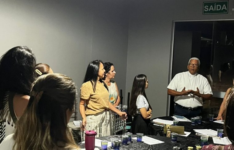 Dom Giovane e o grupo Mulheres Virtuosas