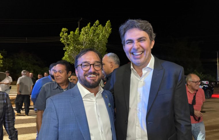 Secretário da Sics, Carlos Humberto e o presidente da Aciara, Fábio Lopes Foto: CCMNC