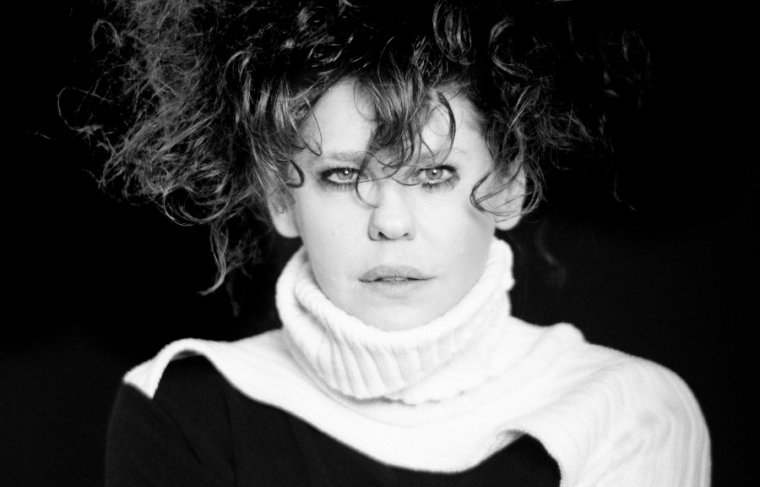 Rua do Pescador nº 6 / Bárbara Paz Diretora Divulgação