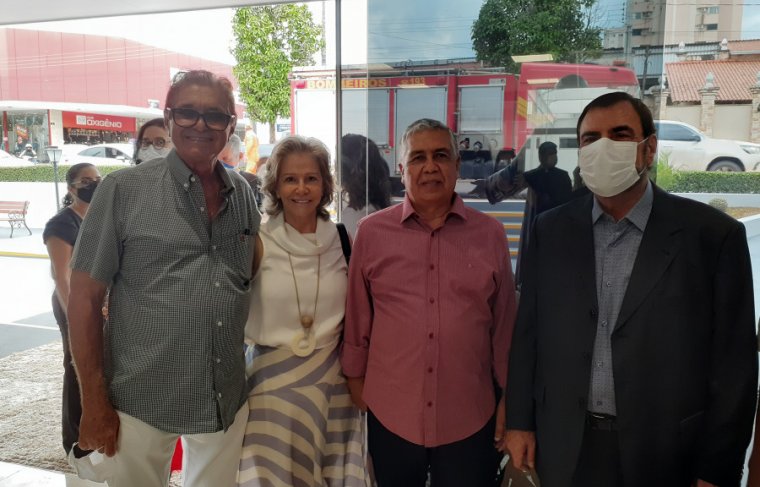 Agropecuarista, Osvaldo Borges, Dra Maria Lúcia Brito, superintendente, Osvair Murilo Cunha, diretor técnico, dr. Arnaldo Alves Nunes e o deputado estadual Issan Saado  - Foto: Cícera Maria