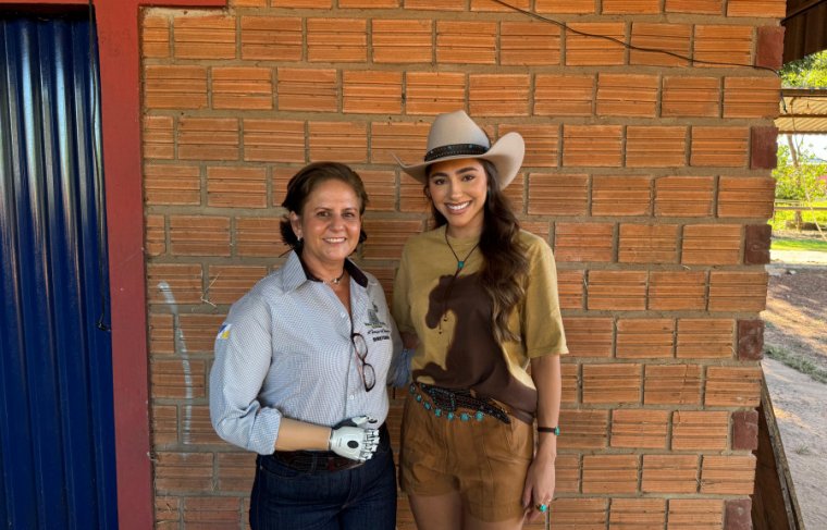 Vivian Mourão e Victoria Miranda 