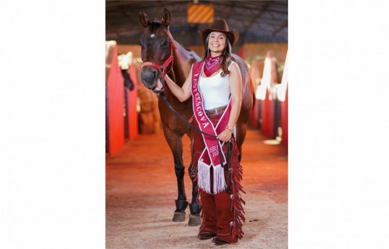 7 - Maria Paula Cavalcante / Fast Escova Araguaína 
