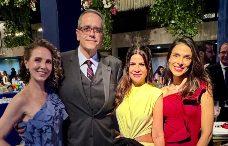 Dra, Adalgele Blois, Dr. Ricardo Russi Blois, Dra. Marcela Pitaluga, Dra. Thayssa Boechat 